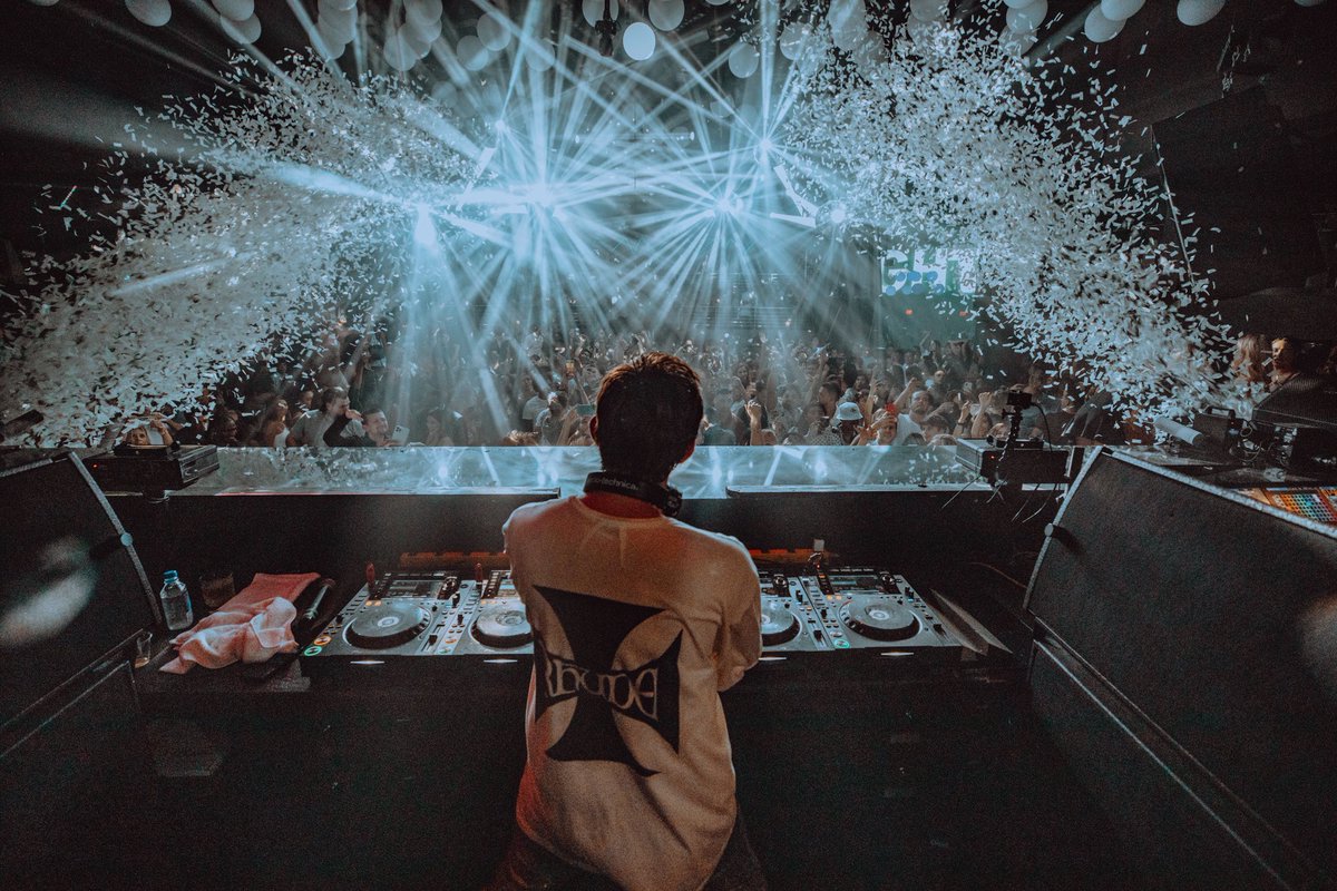 NGHTMRE's tweet photo. NGHTMRE x @smokepurpp in Miami last night. We got a mf heater incoming 🔥🔥 https://t.co/1gN4I5tPQ0