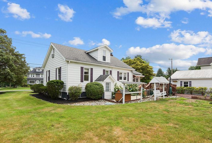getzoomprop's tweet photo. PROPERTY OF THE DAY IN NEW JERSEY ❗️ ⠀⠀⠀
⠀⠀⠀
◾️2bd/1ba, 910 sqft
◾️ PRICE:$235,900⠀
⠀⠀
◾️Comps:
$437,322
$575,311

601 Mount Laurel Rd, Mount Laurel, NJ 08054

#njrealestate #njrealtor #cozy #njproperty  #newjersey  #propertyinvestment  #realtorsUSA https://t.co/k1gEhZFv8d