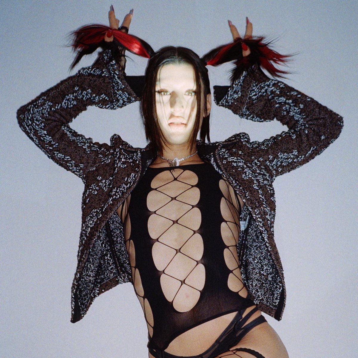 222xen's tweet photo. According to an insider 🚨 Jack Antonoff is the executive producer on Arca’s upcoming album 💿👀 What are your thoughts? #kiCkii https://t.co/PxkuhM0Kxh