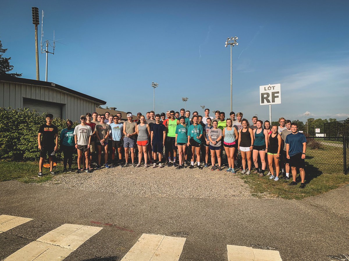 Welcome Week Running Club Run coming in hot! 🚨 

⌚️ Sunday at 9AM
📍 Meet at the Lower SRA Fields

Giveaways courtesy of RunAbout Sports:
👉1 Free pair of shoes (gift certificate for $150)
👉1 Free entry into the Hokie Half/5k
👉2 $25 gift certificates
👉1 Stick roller
