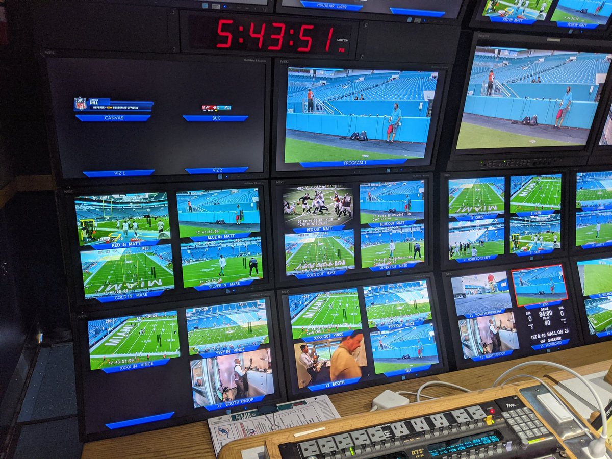 Adam_Coppinger's tweet photo. @AtlantaFalcons vs @MiamiDolphins to wrap a quick preseason. https://t.co/OCqtyKXOrV