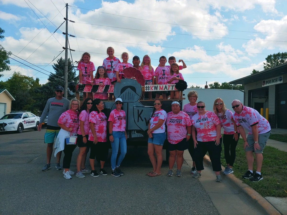 What a great team!  Thank you to our KW Teachers and Students for putting together an awesome float!!!!  #KenyonRosefest
#kwmatters