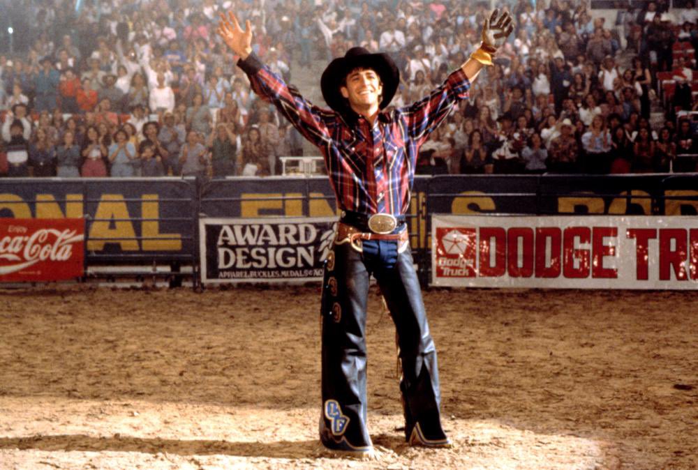 bobundyyy's tweet image. “stop crying it’s just a movie”
   the movie: