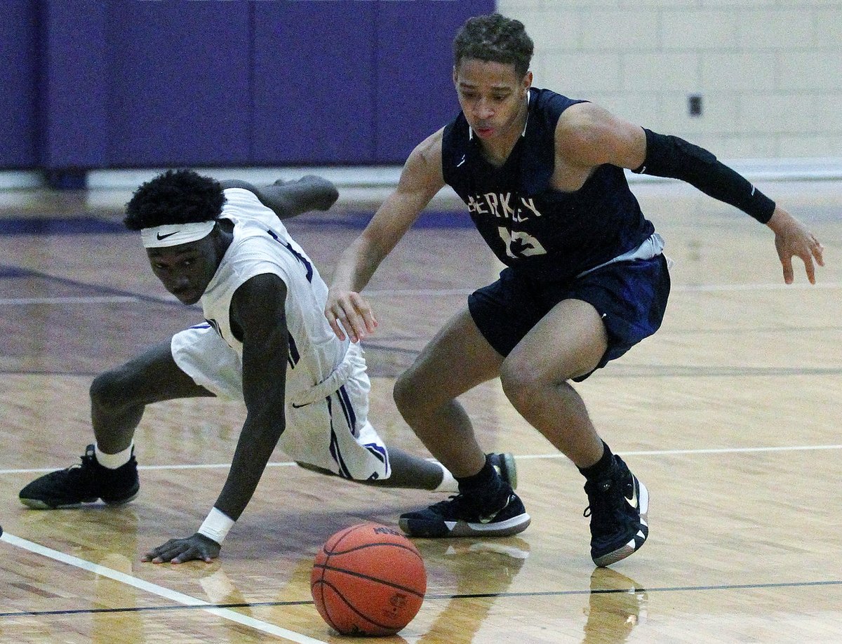 Berkley 2021 G Arshad Walker has committed to Houston Community Christian

basketball.thedzone.com/news/berkley-2…