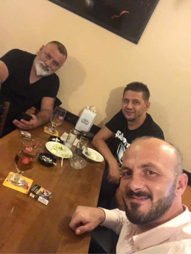 Ali Rıza Sergen Yalçın... Tarafımız belli olsun NET..
<a href="/bjkeren/">eren yıldıran</a> <a href="/BulentKani/">🦅KANİ🦅</a>