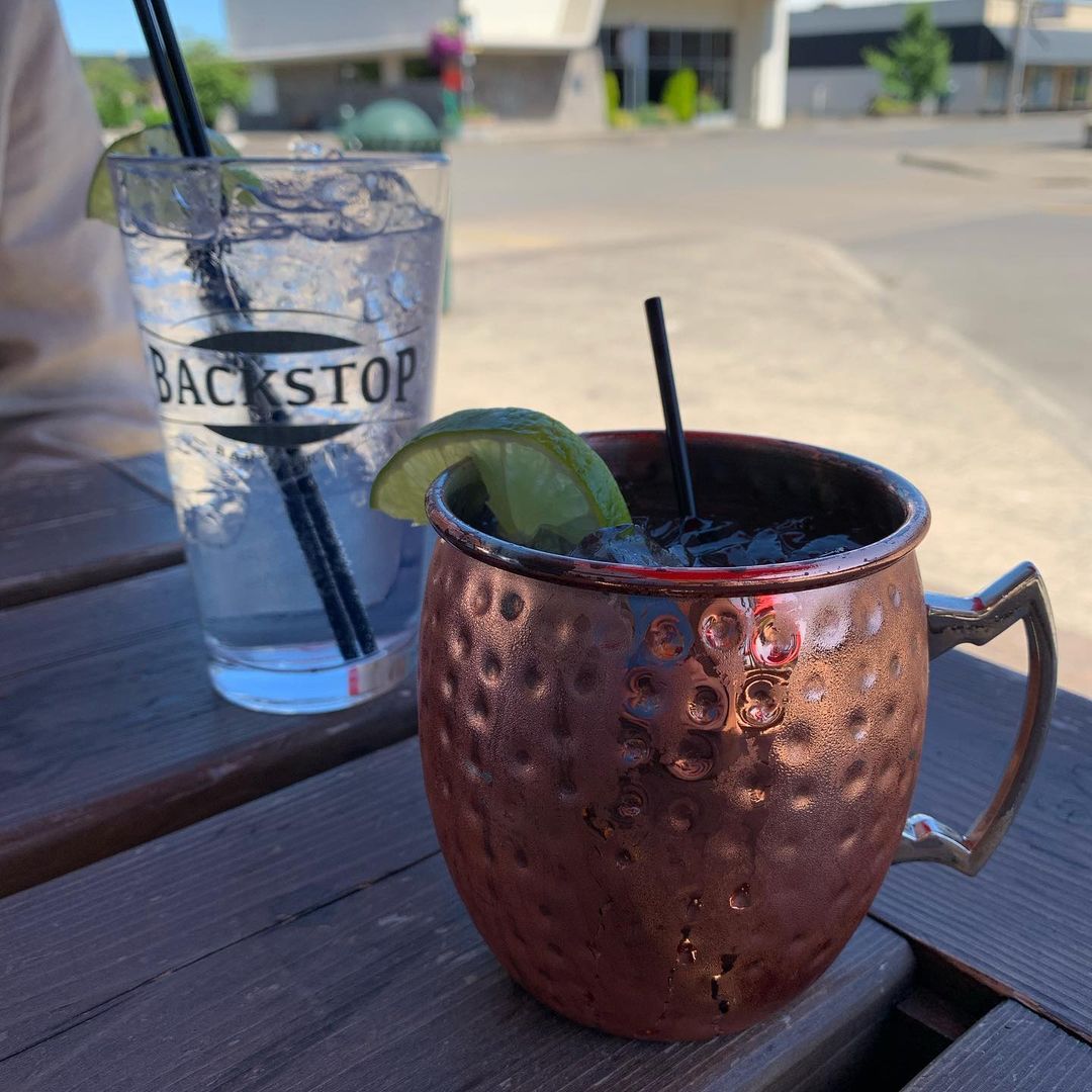 Backstop_Grill's tweet photo. How is your weekend going? Maybe your day can get better with a Moscow Mule or two! 😉🥃✨

|Great shot via Jacquie B. on IG| #BackstopBarAndGrill #CanbyOR https://t.co/5bChuYuvFh