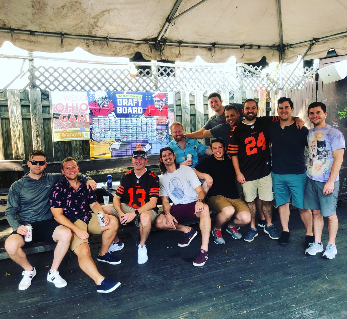 OutRInn's tweet photo. Saturday @OutRInn🏡 #FantasyFootballSZN🏈 #Saturday4TheBoyz🏐 #TheDraftBoard @Browns #SuperBowl🏟 #NFL #SaturdayVibes #FantasyFootball #WinterIsComing⚔️
#GoBucks🌰 #HereWeGoBrownies #OBJ #Chubb ALL3️⃣BARS OPEN‼️#Patio😎#Tent⛺️#Bar🍺 & #Pizza🍕#SideBar🍻OPEN‼️#OurCLE #OUTRINN🤍 https://t.co/PuCvZTkUS6
