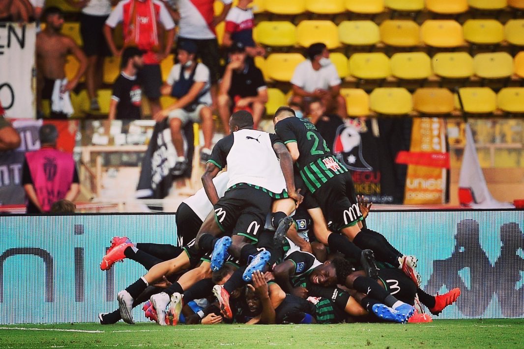 simbnz's tweet photo. Première victoire contre Monaco 🇲🇨 +3pts 💊💪🏾 https://t.co/QVqCwvkvYx