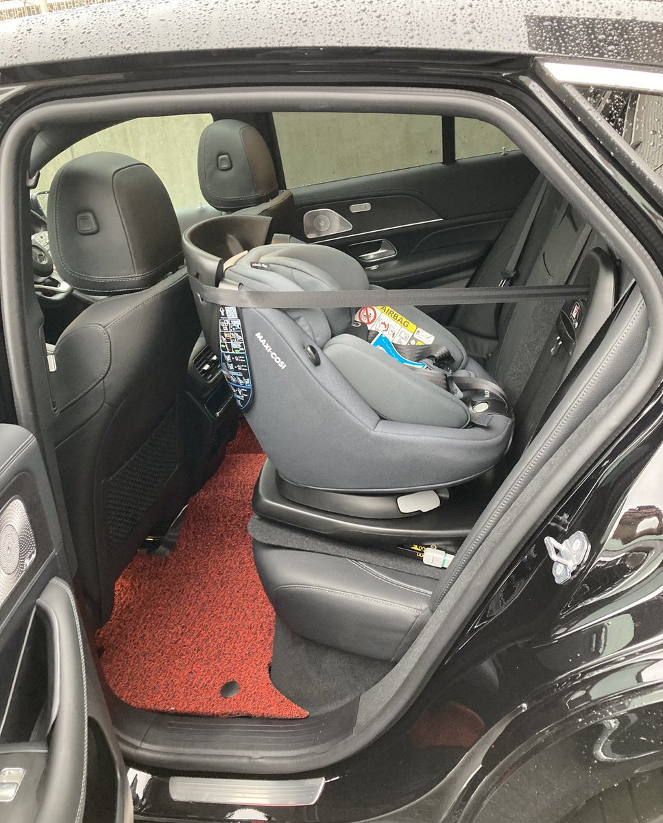 gleクーペにマキシコシのアクシスフィックス プラスをつけてみたけど