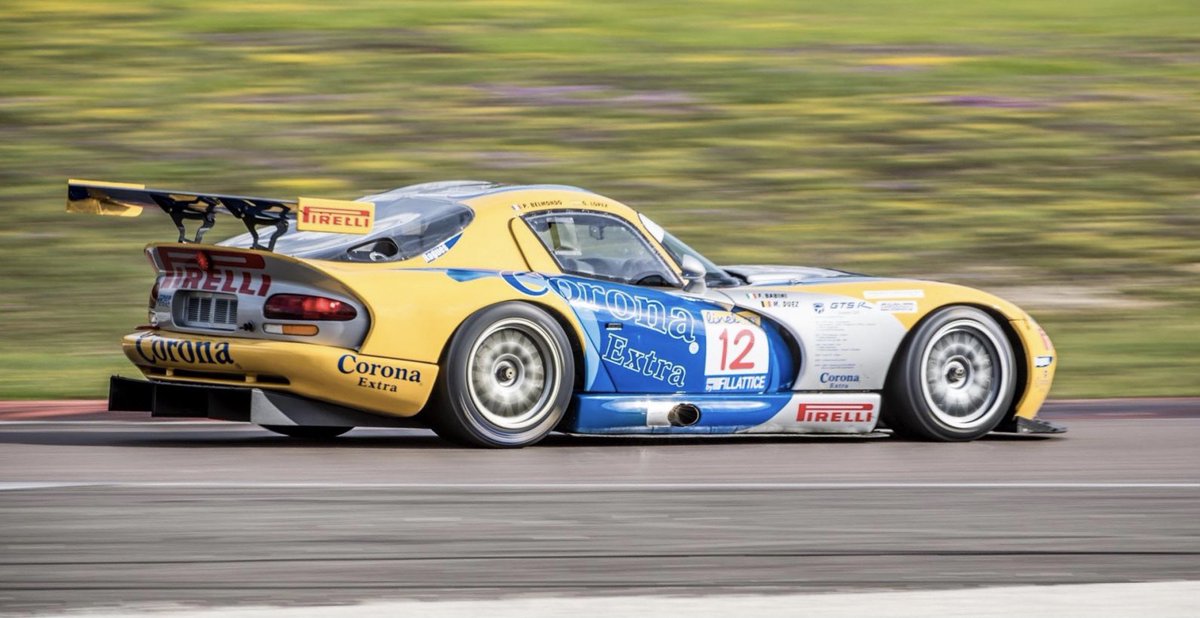 Ça fait quoi de voir une de tes viper rouler ce matin en endurance racing legends ? <a href="/belmondopaul/">Belmondo Paul</a> <a href="/romhussonnois/">Romain Hussonnois</a>
