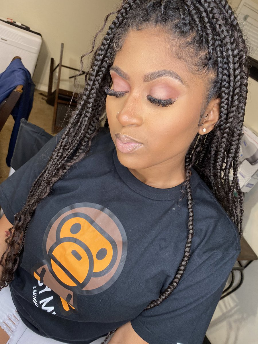 zyonnicole's tweet photo. I BEAT TF OUT THIS FACE HUNNY!
RT my client might be on your TL. 💋
#TroyU #myasu #aum #escc #lbwcc
my beautiful sister & model: @yagirljada_ https://t.co/7Fhv66amFX