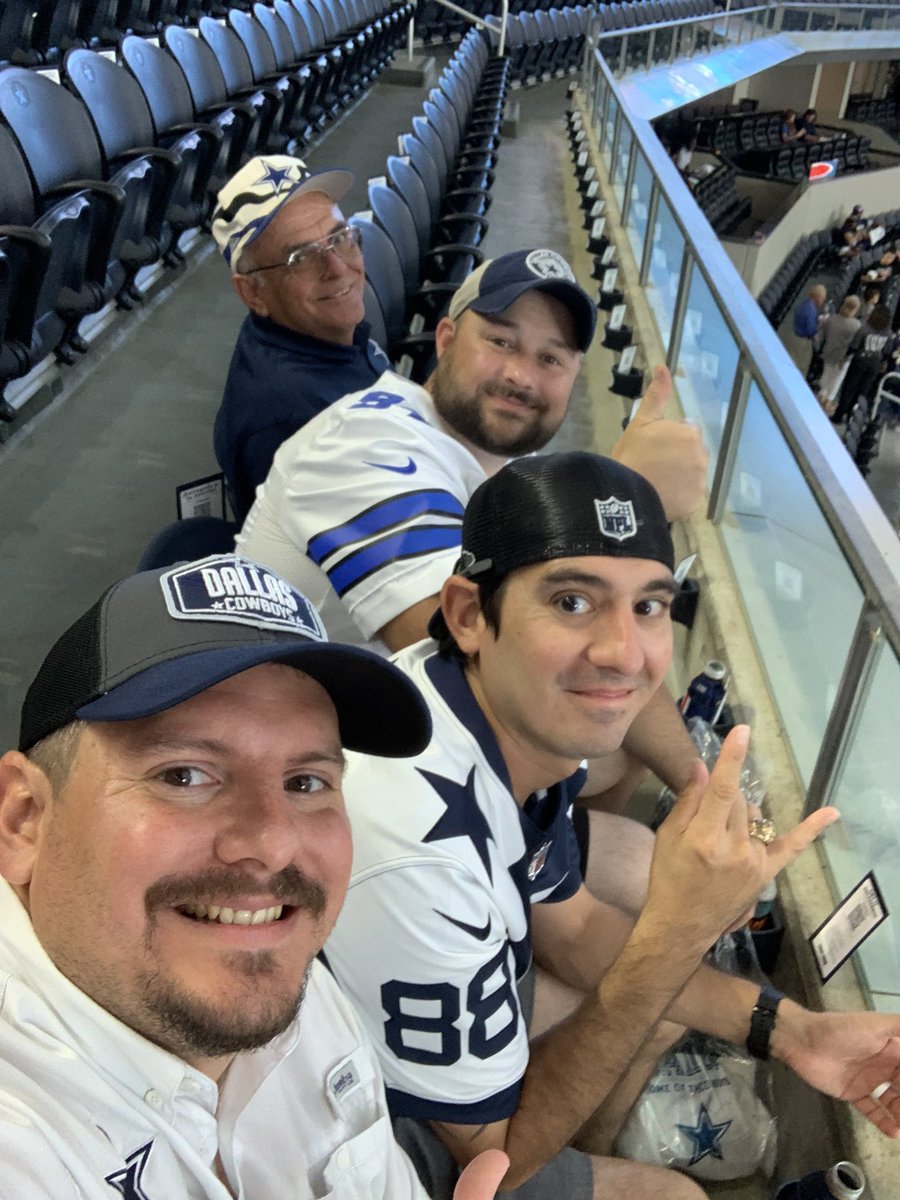 MichaelPeralez's tweet image. #CowboysNation