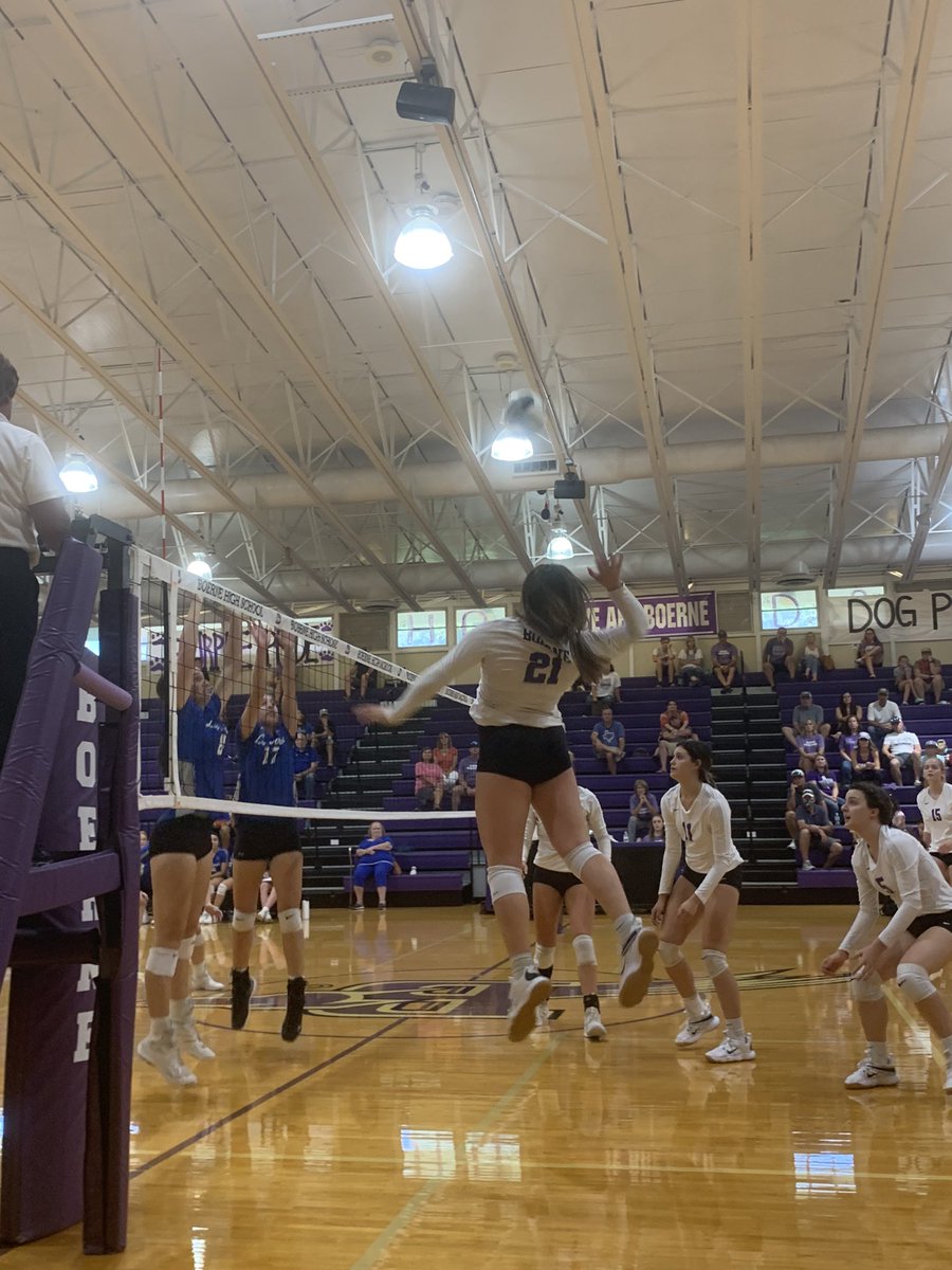 👏🏆🏐The Greyhound VB team finished off a perfect tournament record of 6-0 w/a 3 game win over La Vernia!🏐🏆👏 <a href="/BoerneISD/">Boerne ISD</a> <a href="/LeechStan/">Boerne ISD Athletics</a> <a href="/gohoundsgo_gabc/">Greyhound Athletic Booster Club (GABC)</a> <a href="/BoerneHSVB/">Boerne Volleyball</a> <a href="/PettibonTisha/">Tisha Pettibon</a> <a href="/hinojosa_david/">David Hinojosa</a> @mysahighschools <a href="/HillCountryNat1/">Hill Country Nation</a> <a href="/BoerneStarSport/">Boerne Star Sports</a> <a href="/BoerneRadio/">Boerne Radio</a> <a href="/Boerne_TX/">City of Boerne</a>