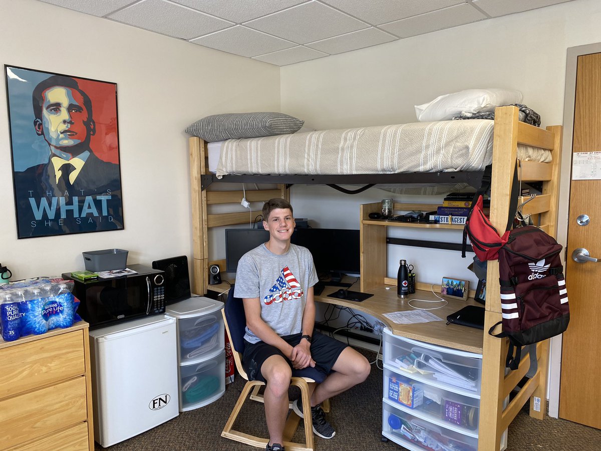 scbower's tweet photo. Dropping the youngest off at @JohnsonUniv to start the college career. #genesisweekend
I know it’ll be a life changing experience! https://t.co/xtFhAroEQp