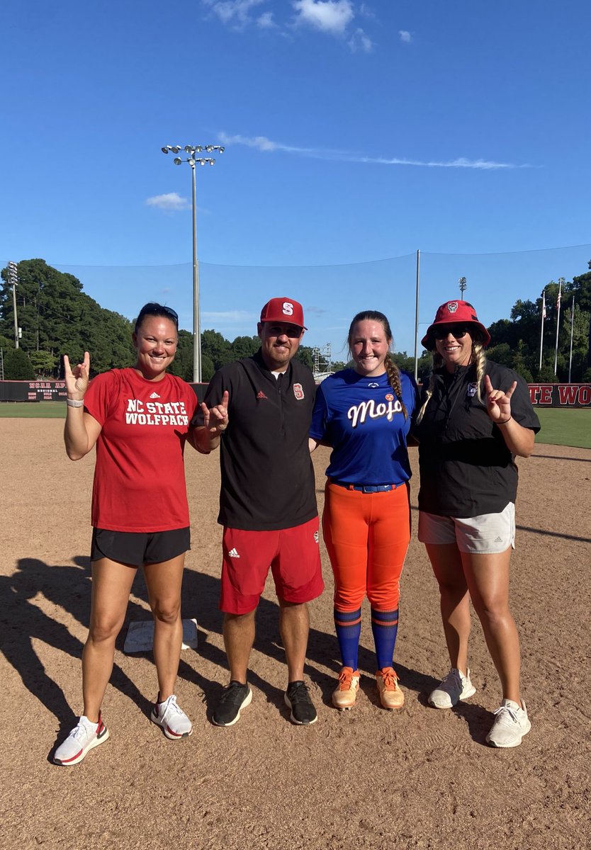 macimasters's tweet image. I had a great time @PackSoftball Camp!! Thank you to @SwiftCoach @CoachPatrick_ and @KetarahD!! #homerunmindset @Mojo_Lunsford
