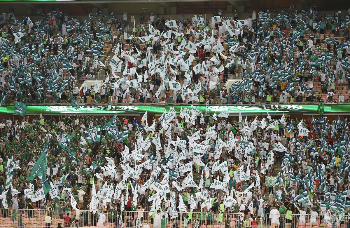 ALAHLI_FC's tweet photo. جماهيرنا الغالية:  
المدرجات مشتاقة للأخضر والأبيض 💚🤩

https://t.co/NBbeG1mCoM https://t.co/8wbpUabF6h