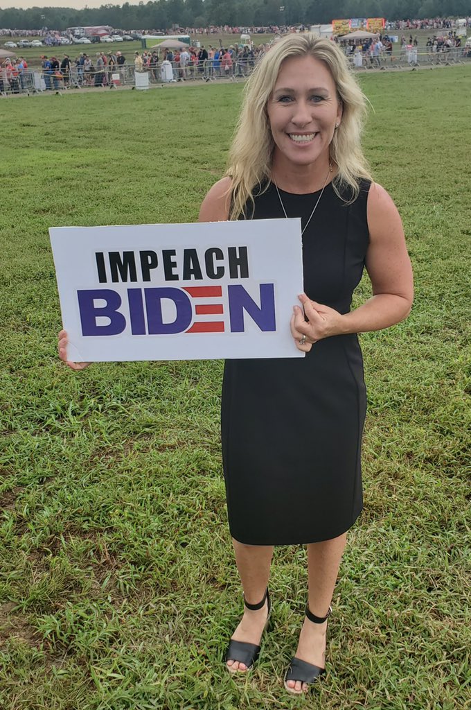 mtgreenee's tweet photo. Live from the Trump Rally in Cullman, AL! 

It’s a Great Night to be an American! https://t.co/cX5SwCnAbc