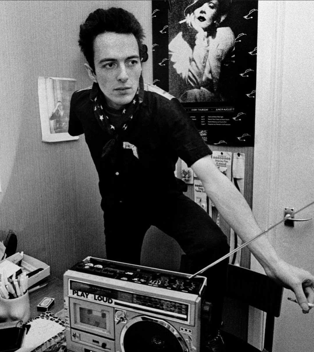 Happy birthday to Joe Strummer, the music industry could be much different if you were still around 