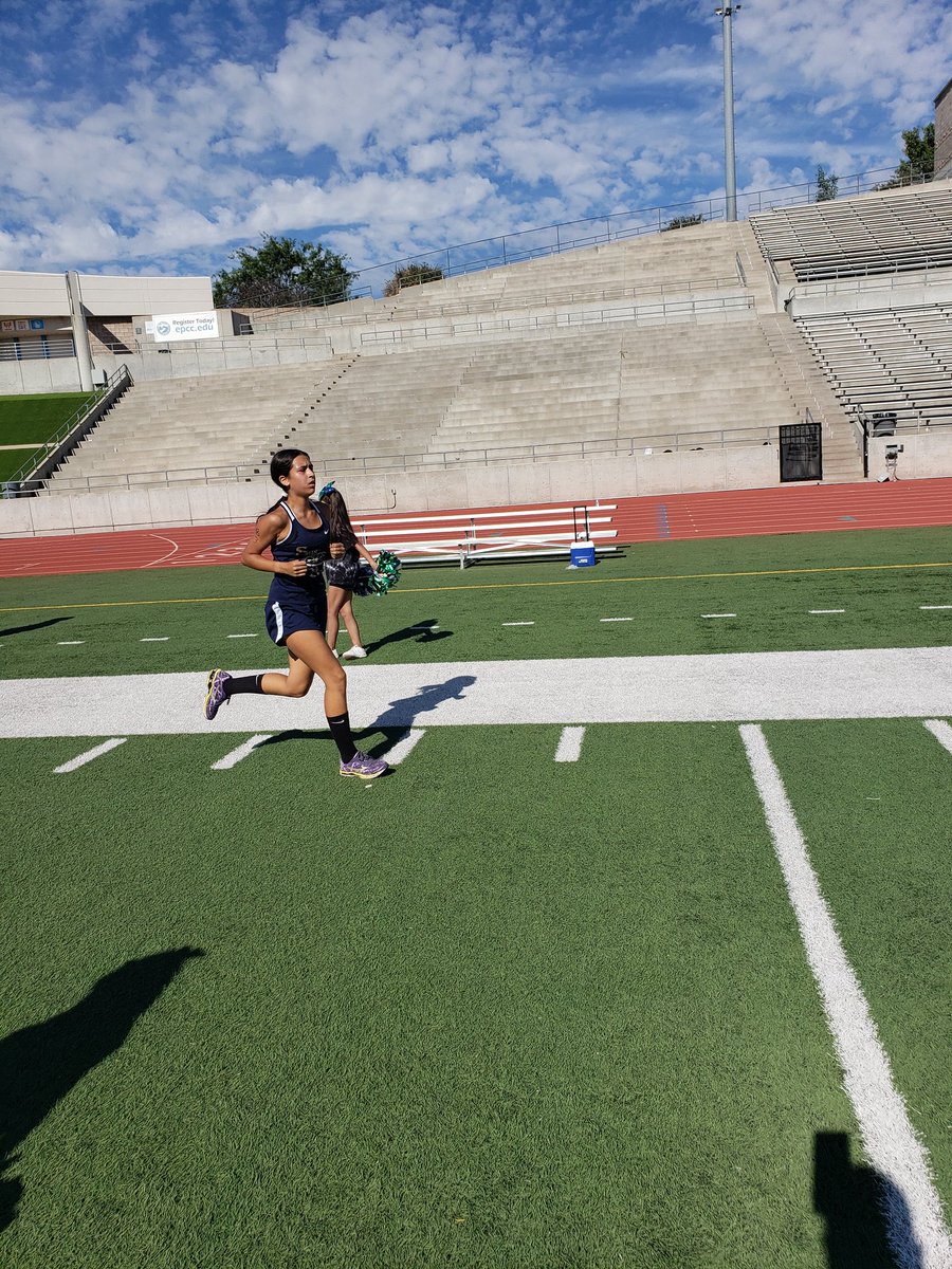 gary79938's tweet photo. Kylah finishing strong... #GENERALSROCK https://t.co/3ka1PmgLTN