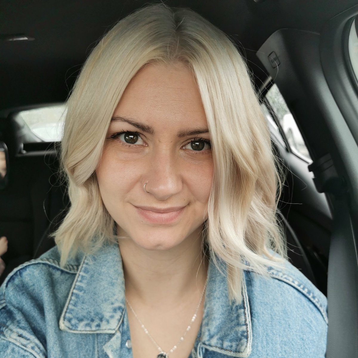 LozzaKayy's tweet image. New hair who dis.