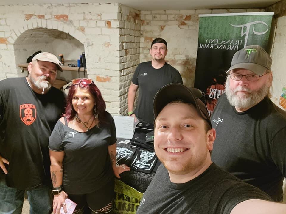 TranscendParano's tweet image. It has begun! A Night at Windsor Castle is off to an awesome start with Flumeri Promotions LLC, R.T.L PARANORMAL, and Daryl Marston !