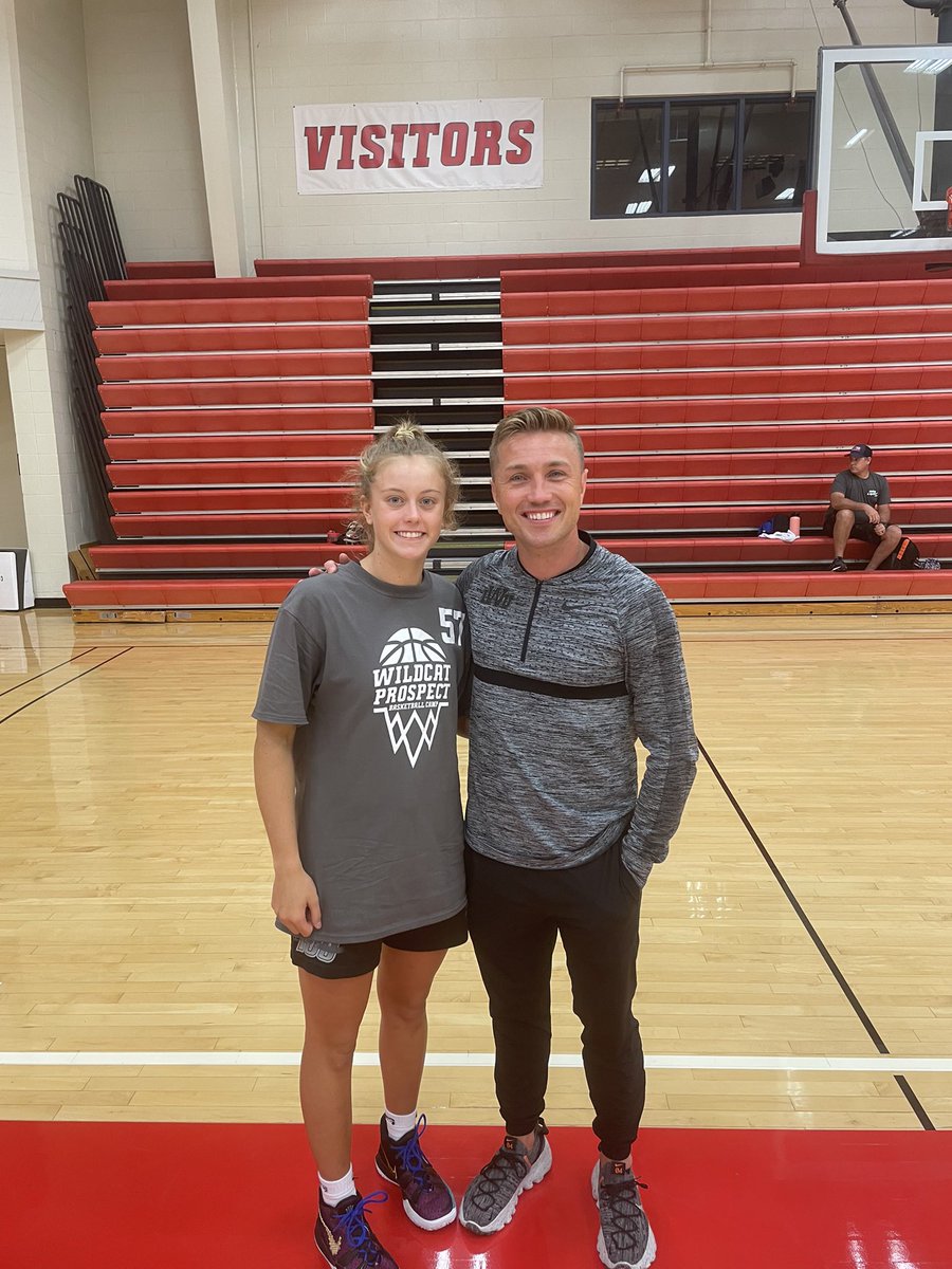 ella_haupert4's tweet photo. great camp today at Indiana Wesleyan. thank you @IWU_WBB for putting a great day together! 

@vjhAlways100 @SportsLvlup #always100 https://t.co/unu05cxCI1