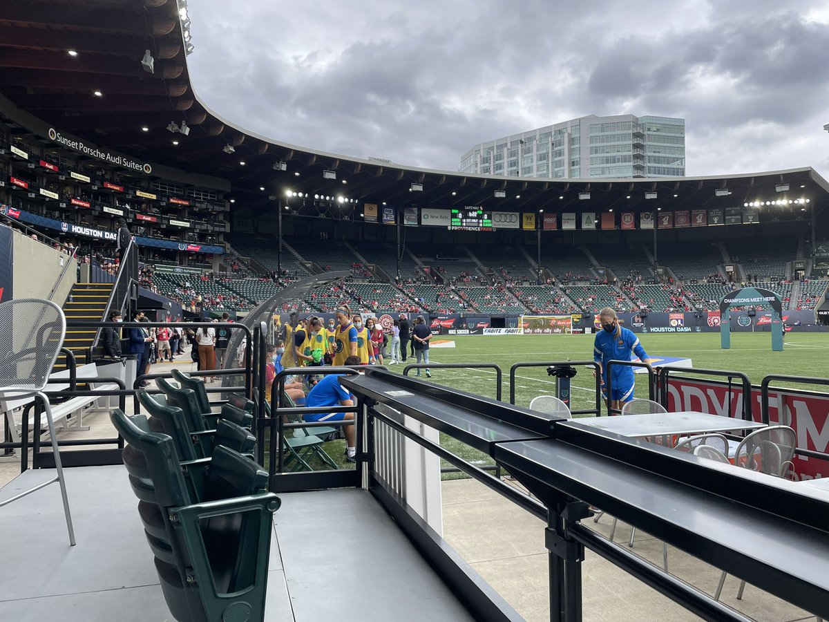 Starting off the evening with Game #1 of the Women’s International Champions Cup <a href="/HoustonDash/">Houston Dash</a> v. <a href="/FCBarcelona/">FC Barcelona</a> <a href="/ProvidencePark_/">Providence Park PDX</a> #WICC2021