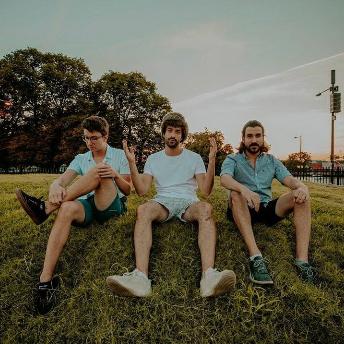 ooctxmorat's tweet image. .༗ best morat + AJR stan .༗
#KCAMexico #Morat