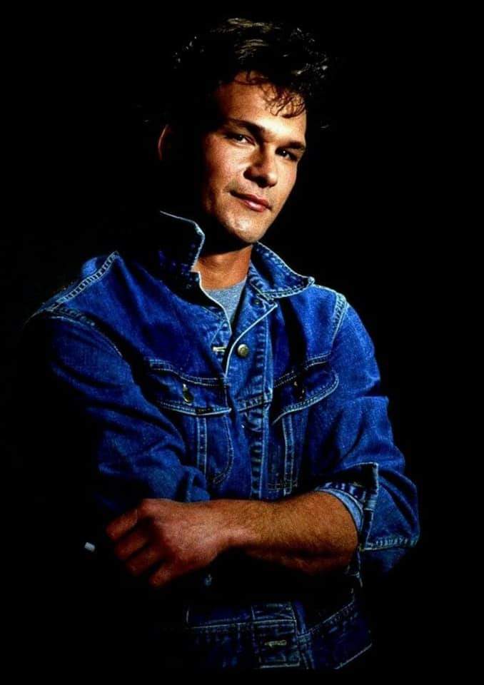 Rip Patrick Swayze  Happy 69th Birthday in heaven. dancing in heaven. 