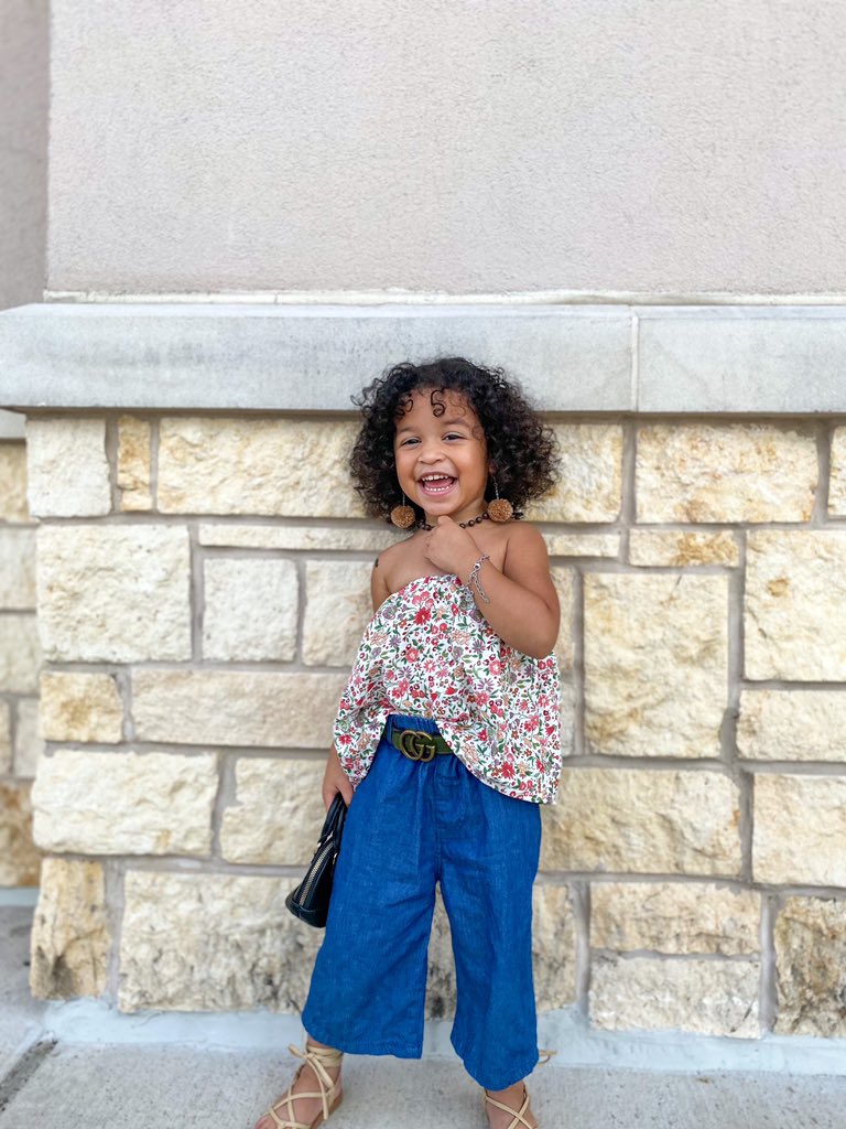 ThatSetter's tweet image. I am the luckiest one for having you. ✨🤍🤍