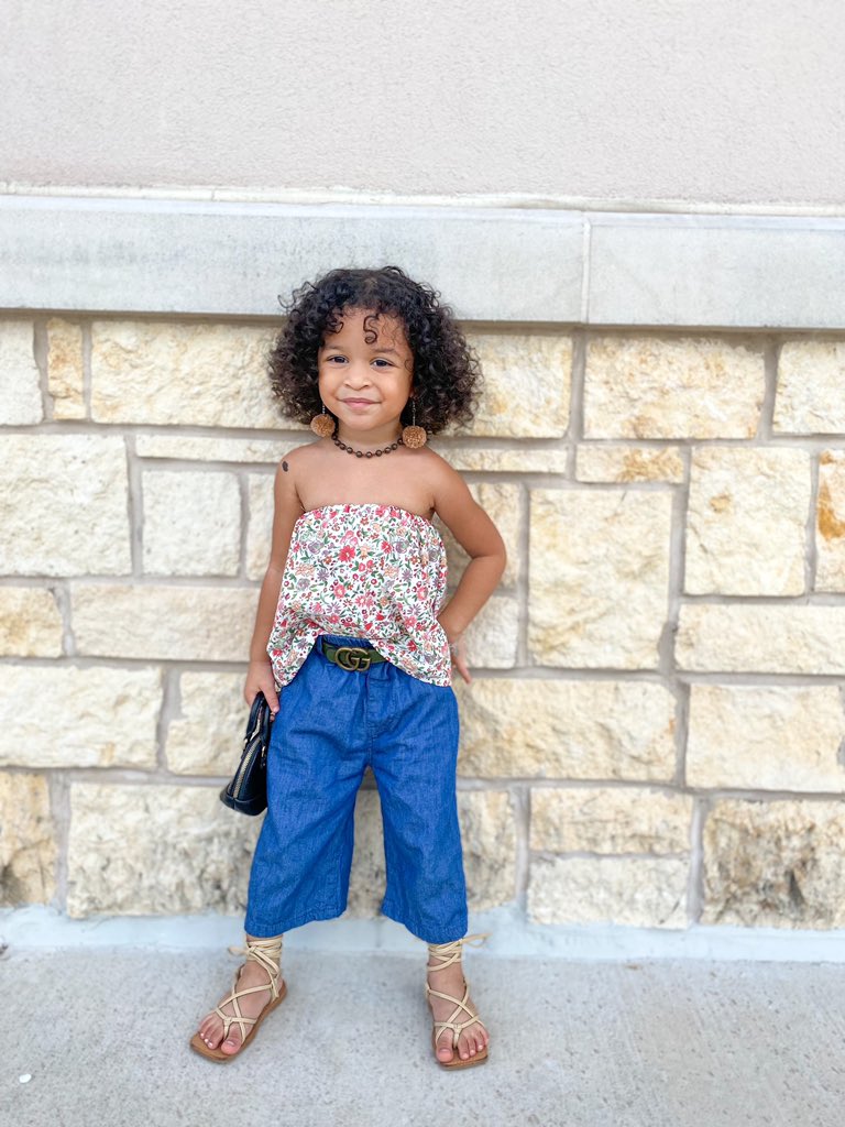 ThatSetter's tweet image. I am the luckiest one for having you. ✨🤍🤍