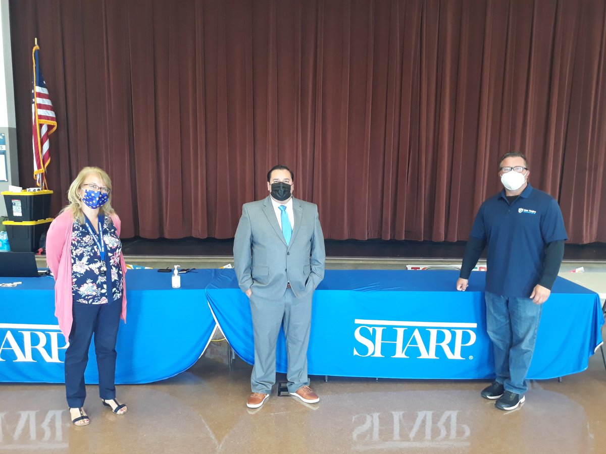 MartinezSD8's tweet photo. Thank you to @sharphealthcare for partnering with @SYSDschools.  Our vaccination event this morning was a success.  With cases on the rise because of COVID variants, it is important to continue to urge everyone to get vaccinated!  #SYSDOnward #SYSDAdelante #forthecommunity https://t.co/sLot9JzXPf