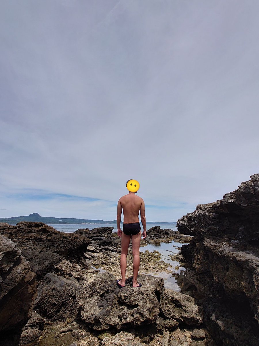 An🫨 (@oakleykh87) on Twitter photo 