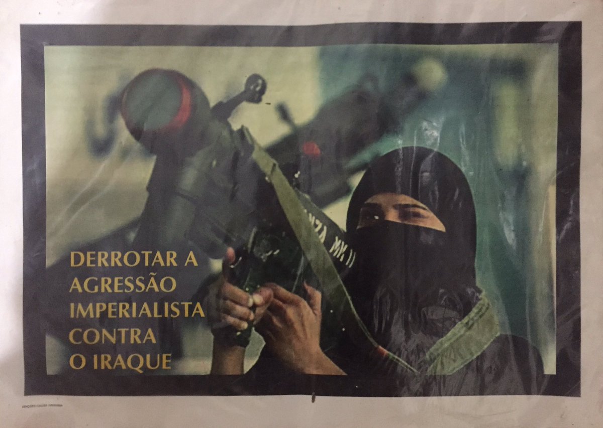percimarrara29's tweet image. 🥰 PCO sendo PCO. Este é um “meme”, um cartaz mesmo, do início dos anos 2000, quando o imperialismo invadiu o Afeganistão e também o Iraque... e o povo oprimido, esmagado, se juntou e o império fugiu derrotado. #LuteComoUmaGarota 😊 #PCO