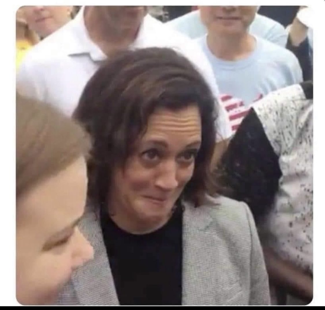 Mighty_joe_joe3's tweet image. How Jamaica and West Indian around the world are looking at #ShaCarri