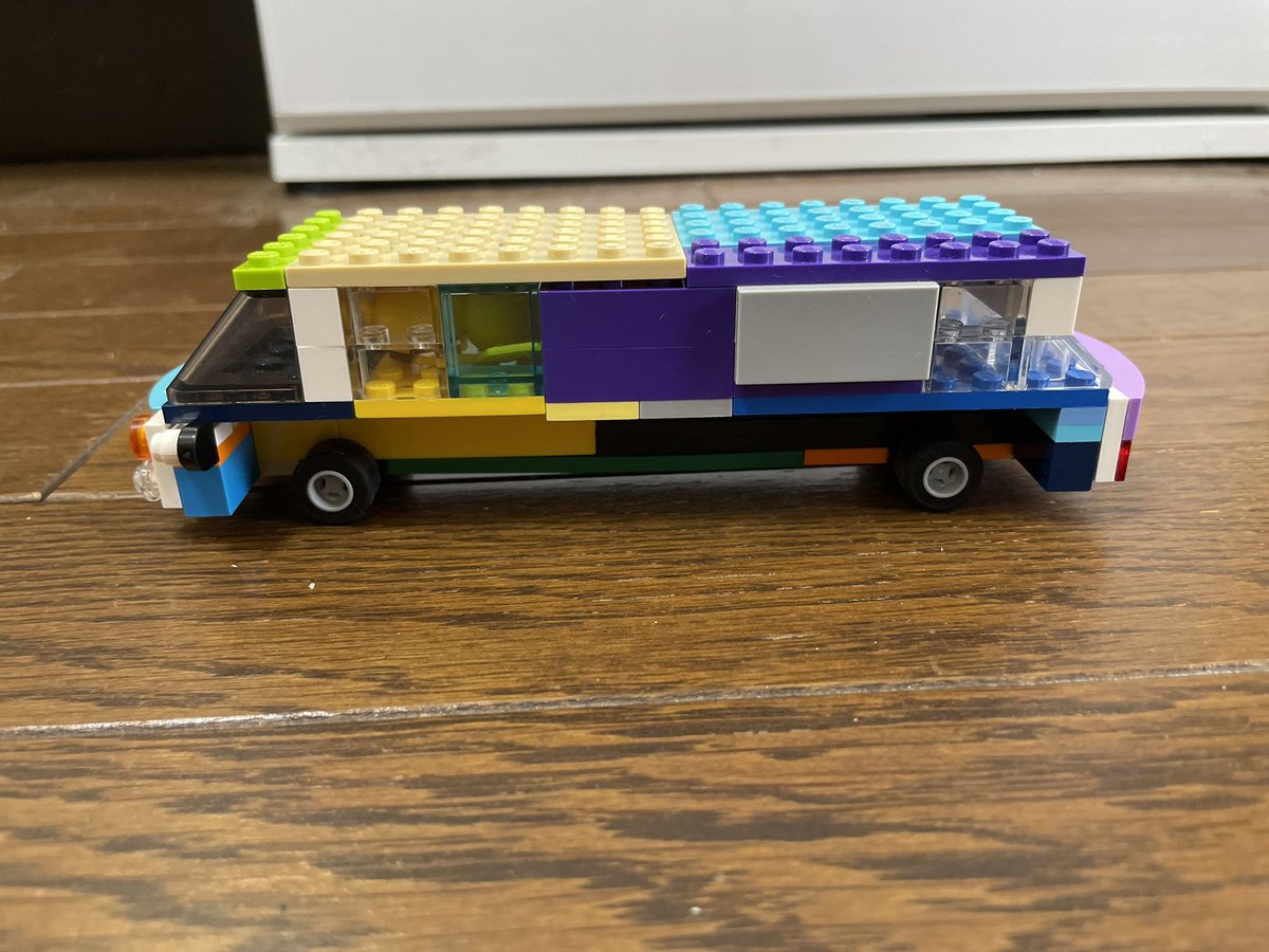legobuilder_jr's tweet image. リムジンバス？リムジンカー？とりあえず中でピカチューが寝てます。 #LEGO #レゴ
