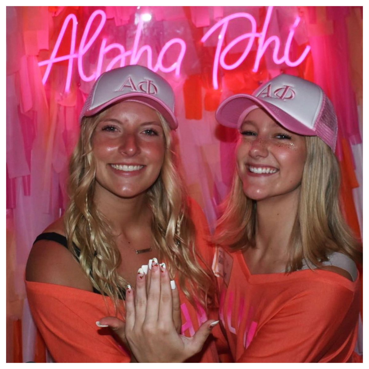 Melissa1Higgins's tweet photo. She found her home!  😍#texastechalphaphi https://t.co/CKHgZd0h5F