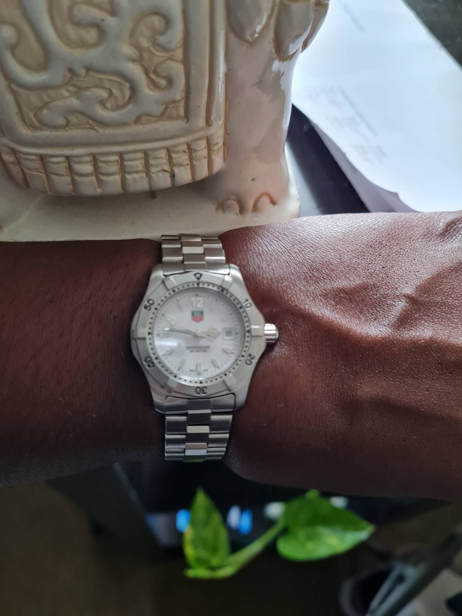 Paradigmwc's tweet photo. .@EverythingGreta @TAGHeuer #wristcheck https://t.co/9EuH60wSJ5