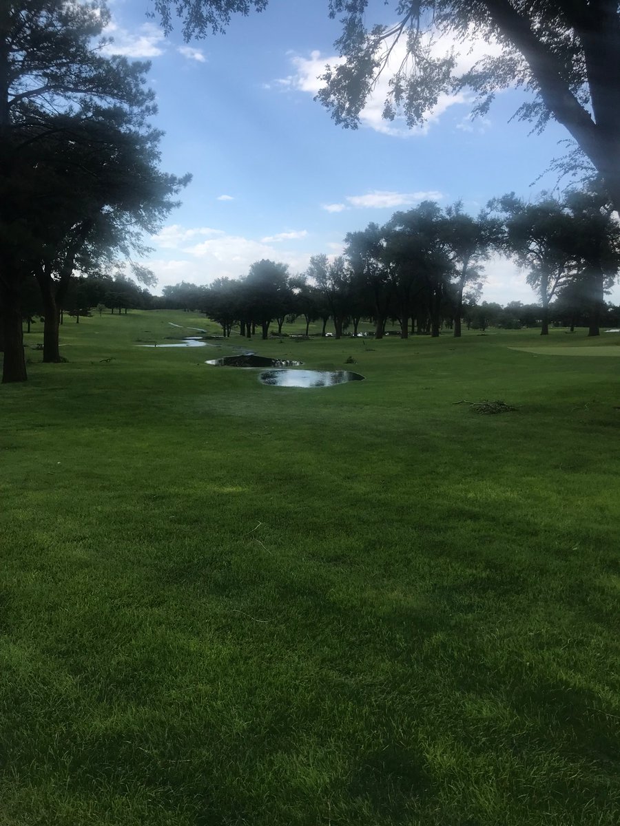DillanJones6's tweet image. 3.5” of rain in less than a hour. Course is a mess. Clean up will begin tomorrow and greens aerification on Monday. Going to be a busy week.