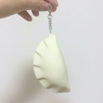 ギョウザ型のエコバッグが可愛い!ミンチを彷彿とさせるデザインにも注目!