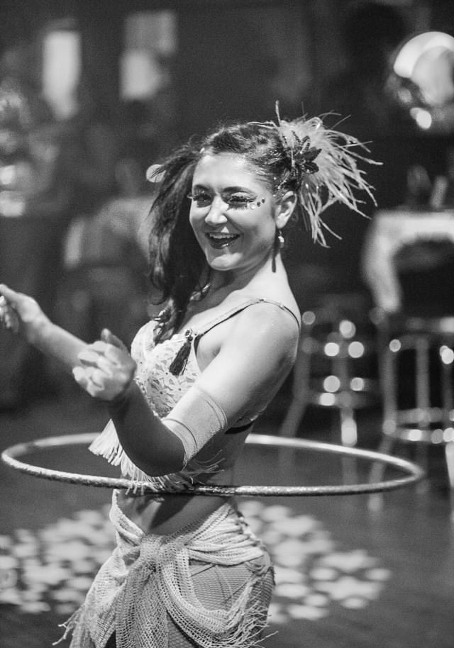 BlyreCpanx's tweet photo. What makes you happy? 
Do that.

#hoop #hooping #hoopdance #hooper #hooplove #hoopflow #hoopeverydamnday #hoopdancer #hoopeveryday #hoopdancing  #hoopinglife #hooper #hulahooper #hooperfit #hooping #hoopinglife #hoopingeverydamnday #hoopingqueen #hoopinglifestyle #hooperbabe https://t.co/viaSseIpTu