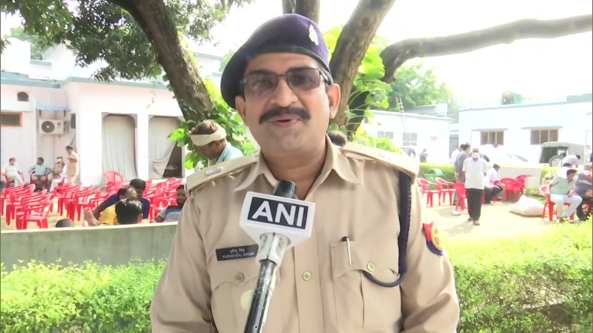 ANINewsUP's tweet image. During our high school exams, Kalyan Singh ji was CM and had introduced an anti-copying ordinance. Only 2 out of 14 students, including me, had passed. We still remember him and it&apos;s unfortunate that he&apos;s no longer with us: Poornendu Singh, Additional DCP, South Lucknow