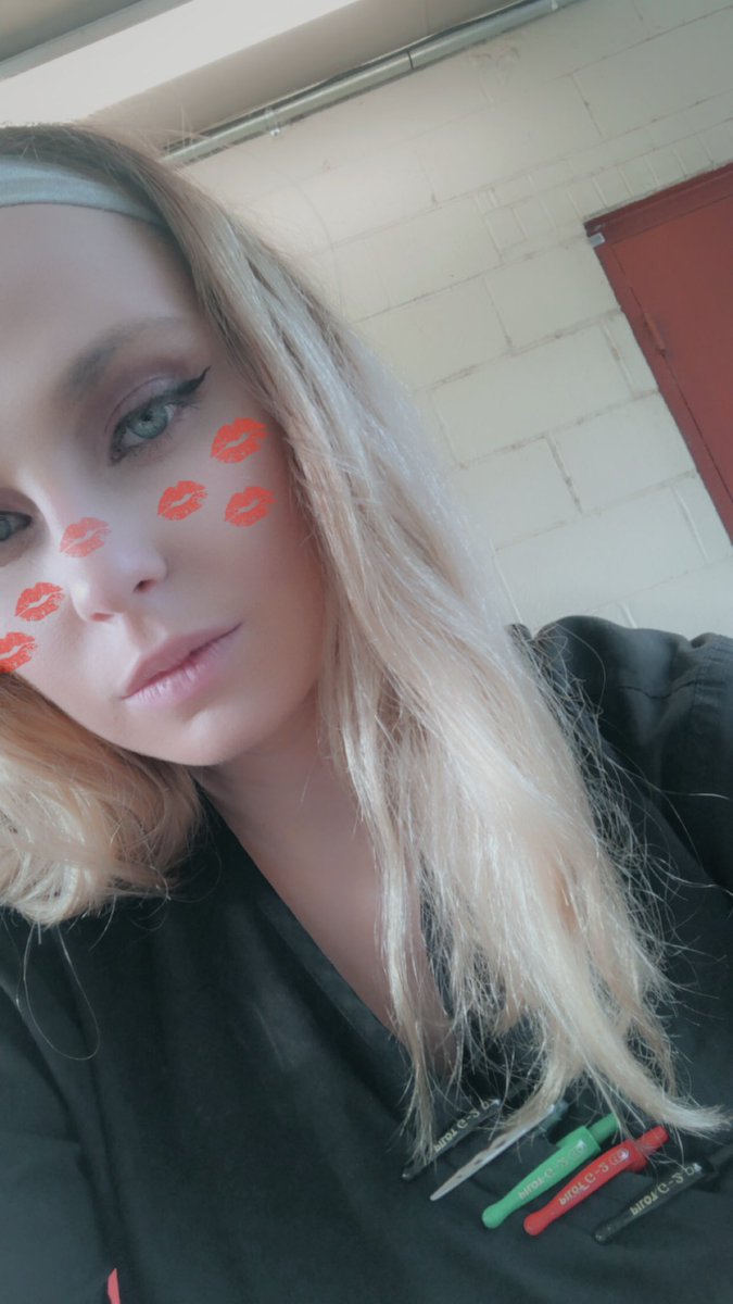 AddIfYouSeeMe's tweet photo. People talk behind my back, and I’m just here like: “Wow, I’ve got a fan club!” #beauty #selfpromosaturday #selfie #model #influencers #follow #FolloForFolloBack #Twitter #cashappme #singlemom #hardtimes #followme #FF #SaturdayVibes #retweet #alone #latenightstudy https://t.co/YC2pxwFPHi