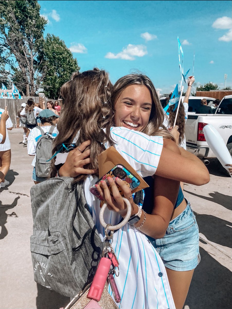 texastechadpi's tweet image. Hit a homerun with these Alphas!!!!! ⚾️💙

Welcome Home AC ‘21! We’re beyond proud to call you our sisters!!! 💙💙
#GOADPi #techrec21 #ttu25 #AC21 #BidDay