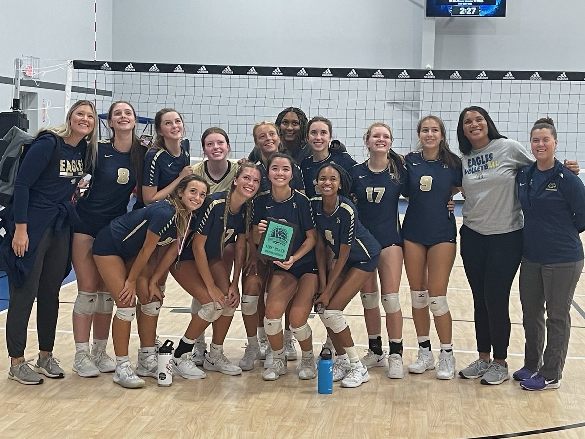SBS_Athletics's tweet photo. Varsity Volleyball: FINAL
Congrats to our Eagles Varsity Volleyball team who went 5-1 and captured the Bronze Bracket Championship at the @DickinsonISD Tournament! #SBSdifference #SBStogether @SBS_Houston @vypehouston https://t.co/r6HVZXN6Gh