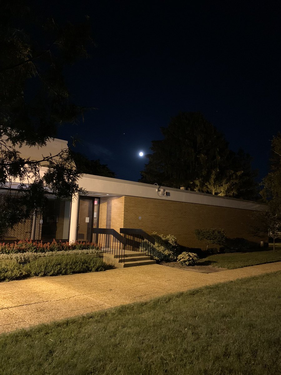 SethAhlborn's tweet photo. @NASA @nasahqphoto Full moon over Discovery Hall @WaylandAcademy https://t.co/UalGY3Y25d