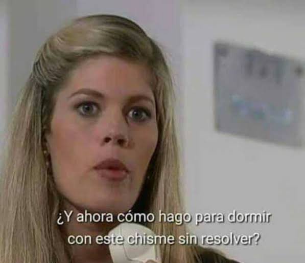 Yo enterándome de la supuesta separación de Belinda y Nodal antes de irme a dormir.