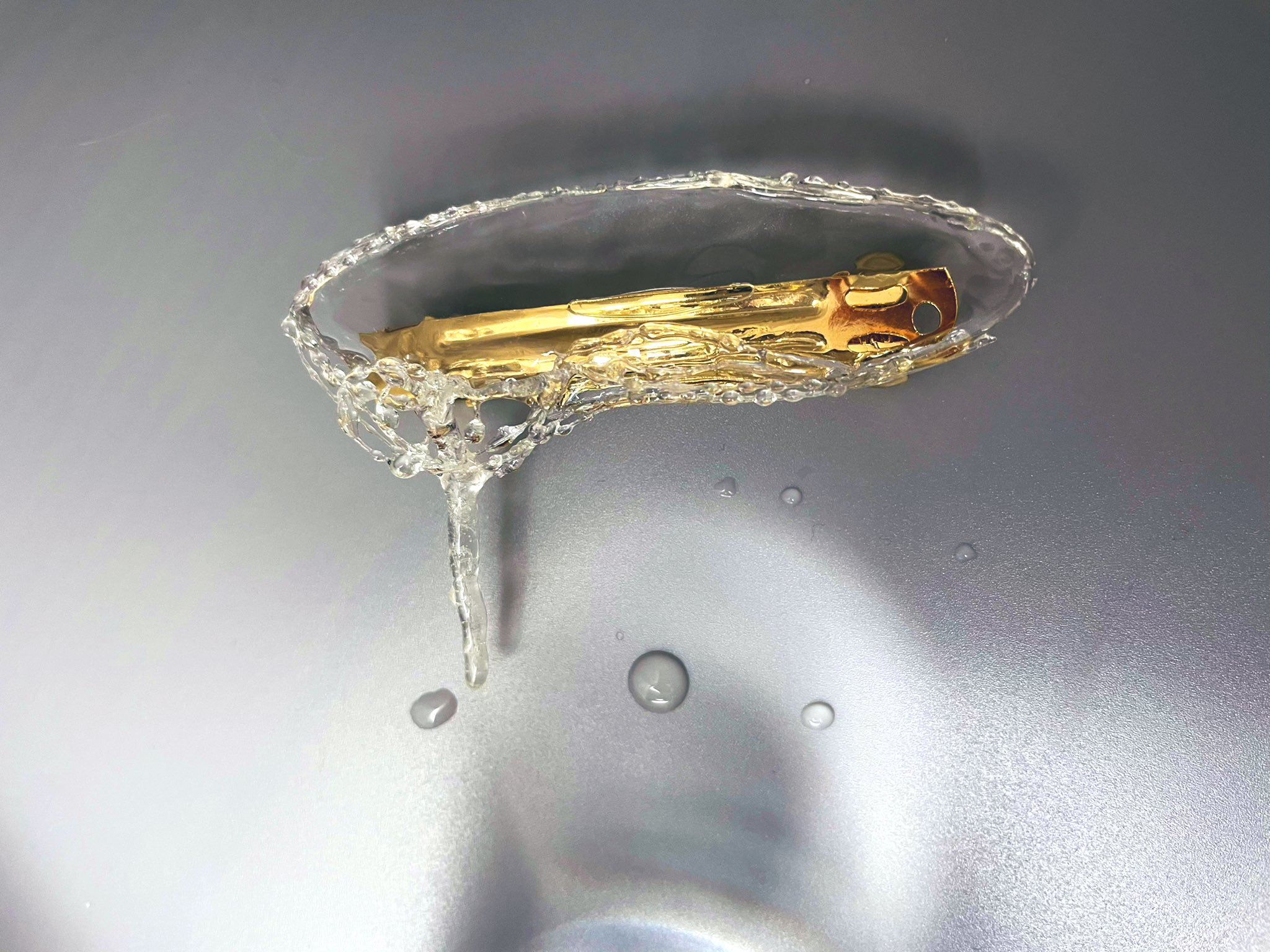 Wind End Water 溢れる水のバレッタも 今月いっぱいまでの販売です Art アート Water 水 ファッション アクセサリー 心 レジン ハンドメイド ネットショップはこちらから T Co Io1ypuo6yg T Co Ehamum5zfc Twitter