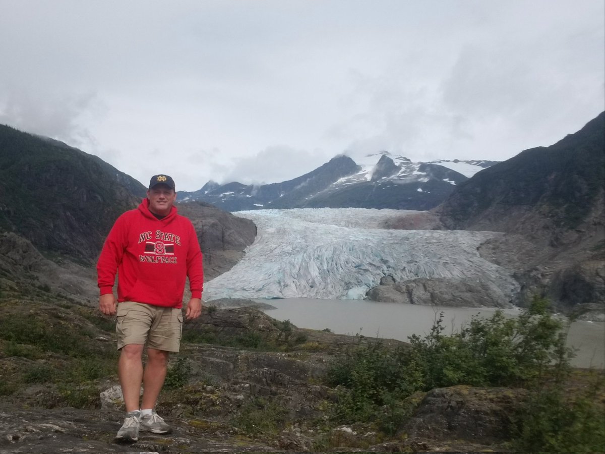 Terry Yates tweet media