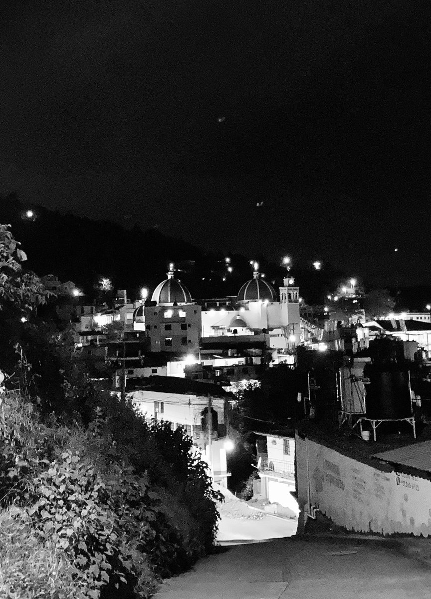ChekoChR1's tweet image. Ayutla Mixe / Caminatas nocturnas

#chekochr #ayutlamixe #sierramixe #pueblito #postales
